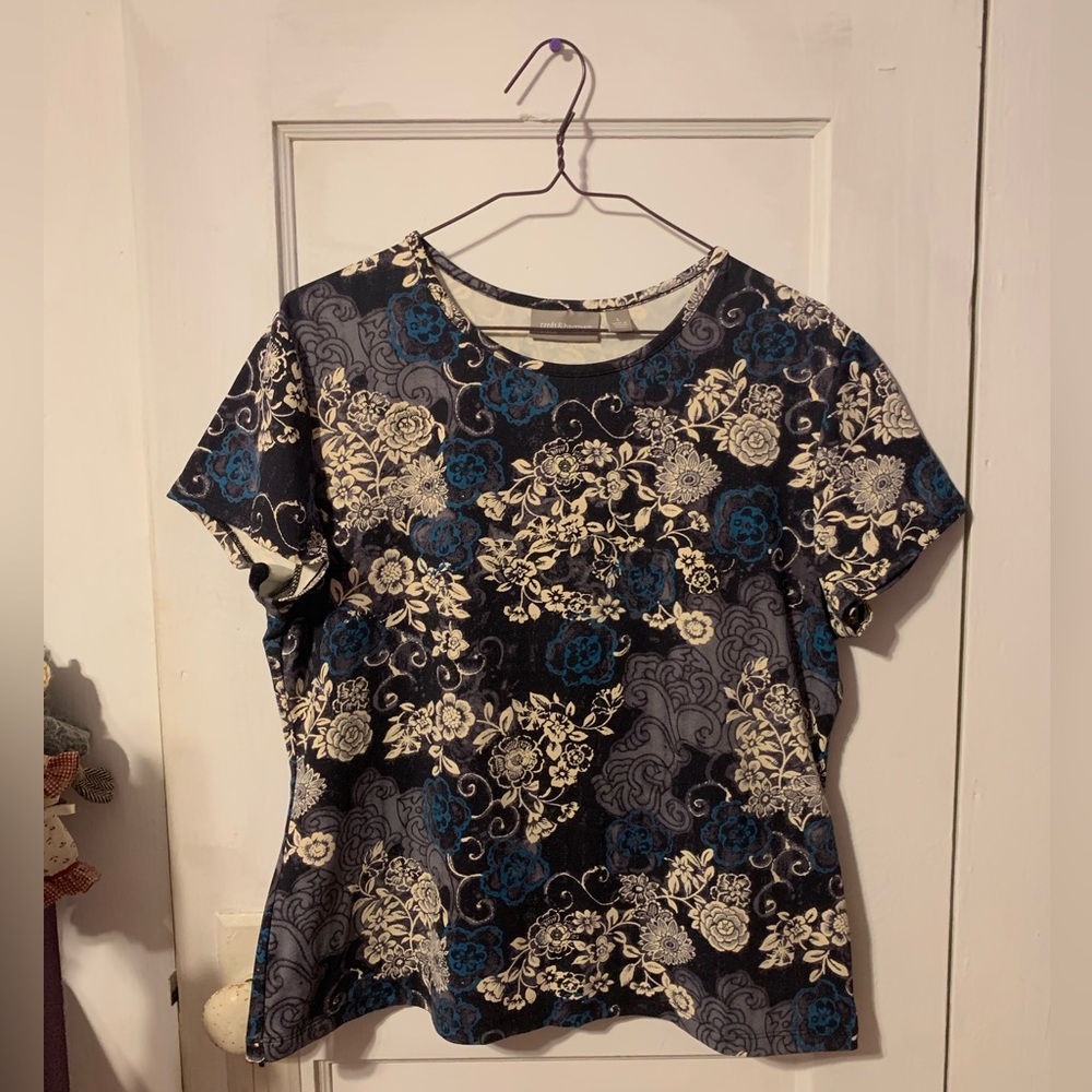 Croft & Barrow Stretch Blue & Gray Floral Blouse